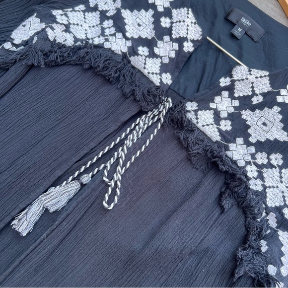 Black and white boho embroidered top with fringe, long sleeve, medium - Picture 4 of 8